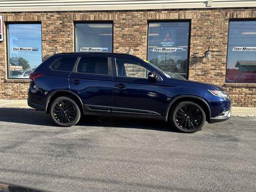 2020 Mitsubishi Outlander SE