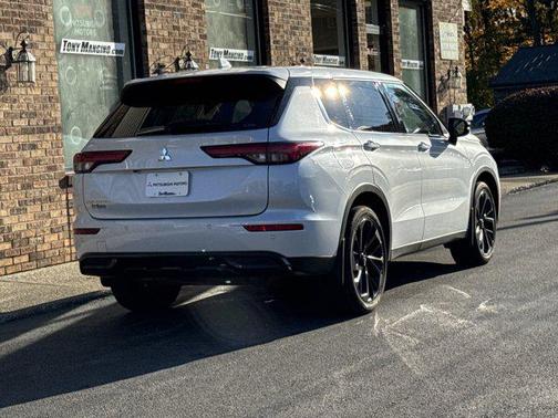 2022 Mitsubishi Outlander SE 2.5 S-AWC