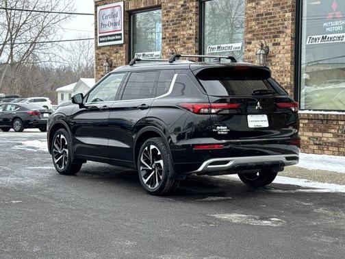 2022 Mitsubishi Outlander SEL Special Edition S-AWC