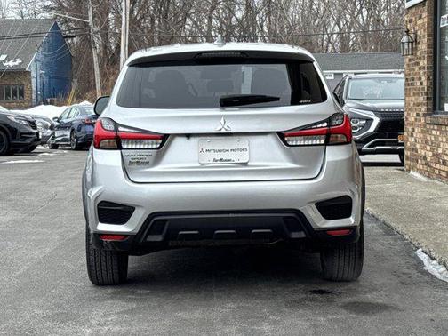 2024 Mitsubishi Outlander Sport 2.0 ES