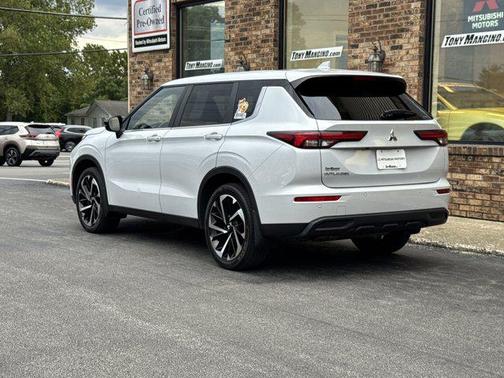 2022 Mitsubishi Outlander ES 2.5 S-AWC
