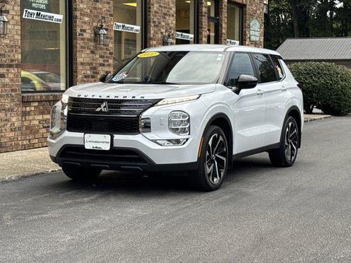 2022 Mitsubishi Outlander ES 2.5 S-AWC