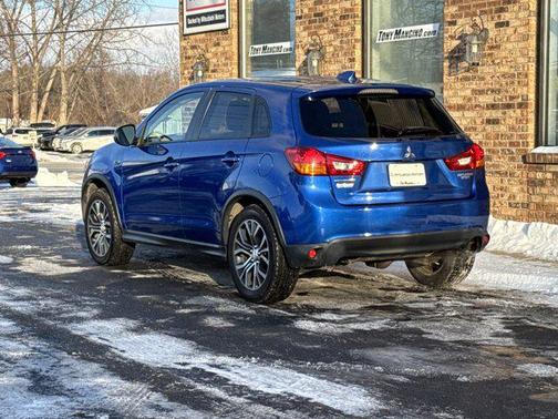 2017 Mitsubishi Outlander Sport 2.0 LE
