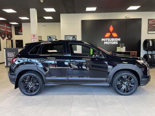 Labrador Black Pearl 2026 Mitsubishi Outlander Sport 2.0 TRAIL EDITION