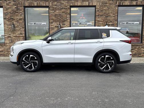 2022 Mitsubishi Outlander ES 2.5 S-AWC