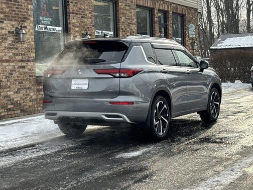 2023 Mitsubishi Outlander SEL 2.5 S-AWC