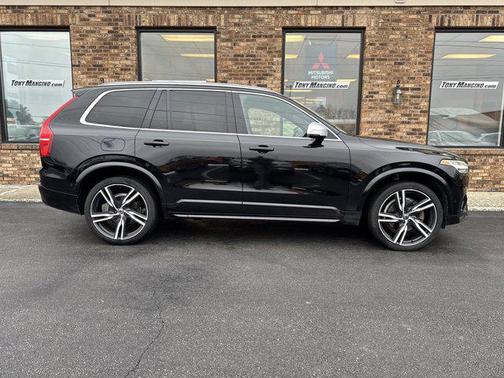 2016 Volvo XC90 T6 R-Design