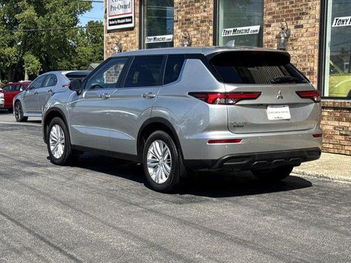 2022 Mitsubishi Outlander ES 2.5 S-AWC