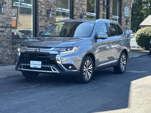 2020 Mitsubishi Outlander SE
