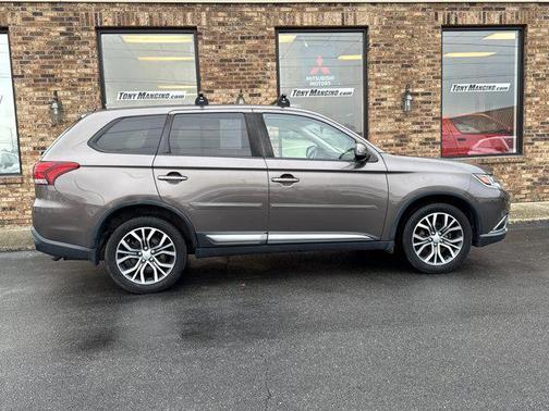 2018 Mitsubishi Outlander SE