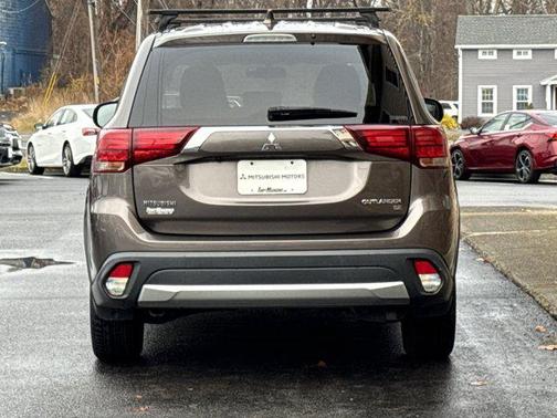 2018 Mitsubishi Outlander SE