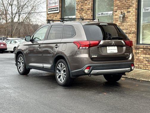 2018 Mitsubishi Outlander SE