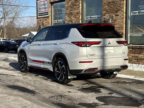 2023 Mitsubishi Outlander PHEV Ralliart S-AWC