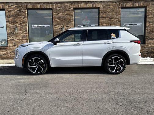 2022 Mitsubishi Outlander SEL Special Edition S-AWC