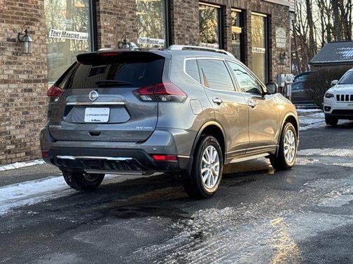 2020 Nissan Rogue SV