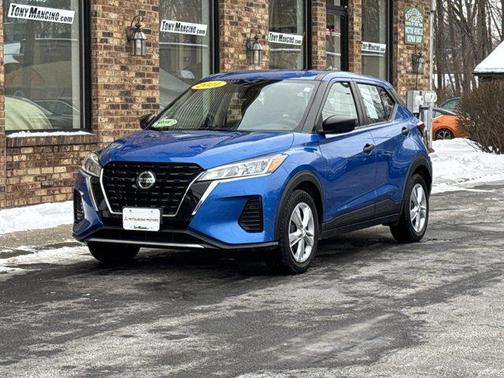 2021 Nissan Kicks S