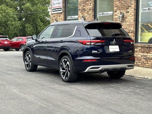 2023 Mitsubishi Outlander PHEV SEL