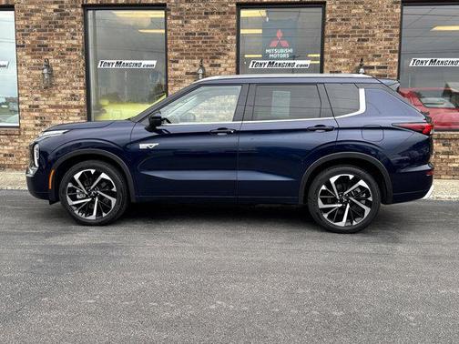 2023 Mitsubishi Outlander PHEV SEL