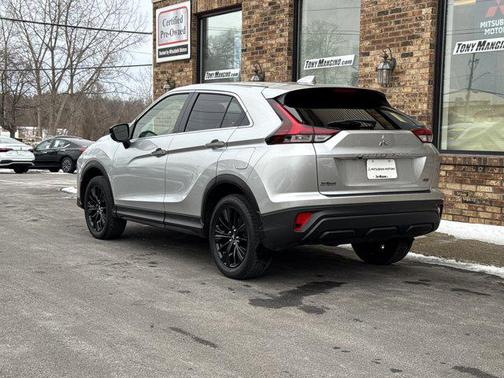 2022 Mitsubishi Eclipse Cross LE