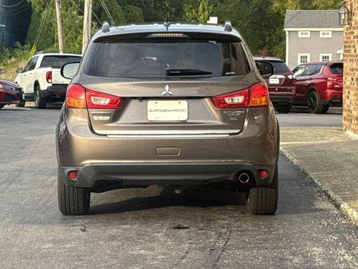 2016 Mitsubishi Outlander Sport 2.4 SEL