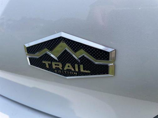2025 Mitsubishi Outlander TRAIL EDITION 2.5 S-AWC