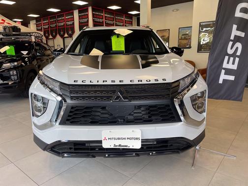 White Diamond 2026 Mitsubishi Eclipse Cross BLACK EDITION 1.5T S-AWC