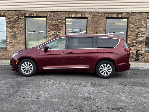 2019 Chrysler Pacifica Touring L