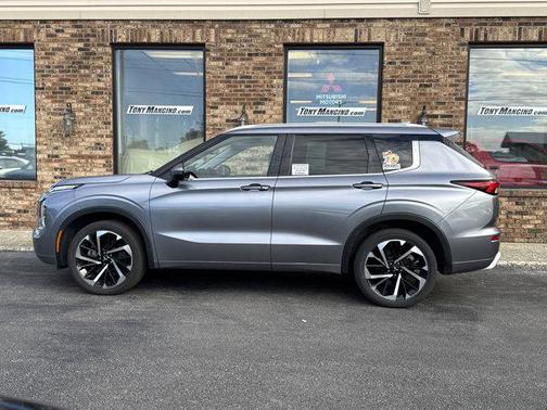 2022 Mitsubishi Outlander SEL Special Edition S-AWC