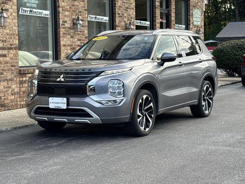 2022 Mitsubishi Outlander SEL Special Edition S-AWC