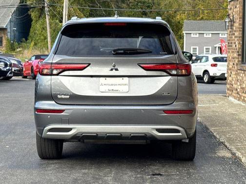 2022 Mitsubishi Outlander SEL Special Edition S-AWC