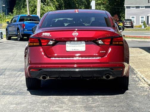 2023 Nissan Altima SR Intelligent AWD