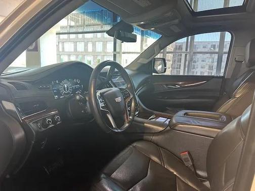 2018 Cadillac Escalade ESV Premium Luxury