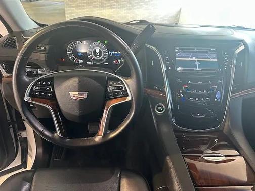 2018 Cadillac Escalade ESV Premium Luxury