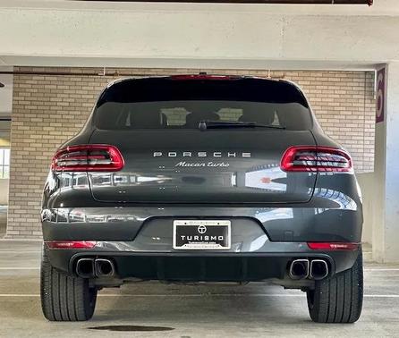 2018 Porsche Macan Turbo