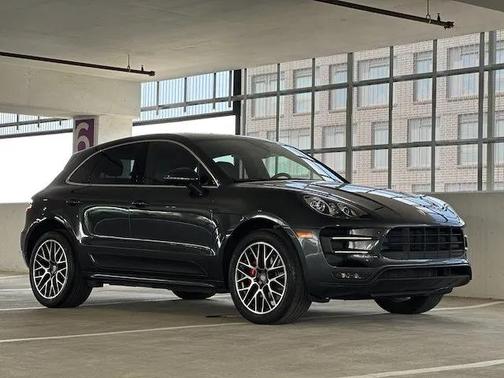 2018 Porsche Macan Turbo