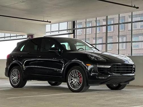 2015 Porsche Cayenne Turbo