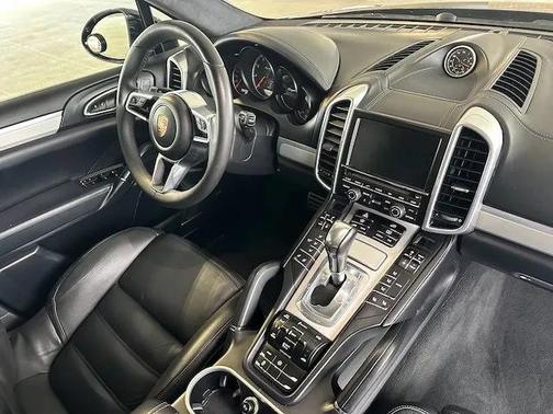 2015 Porsche Cayenne Turbo