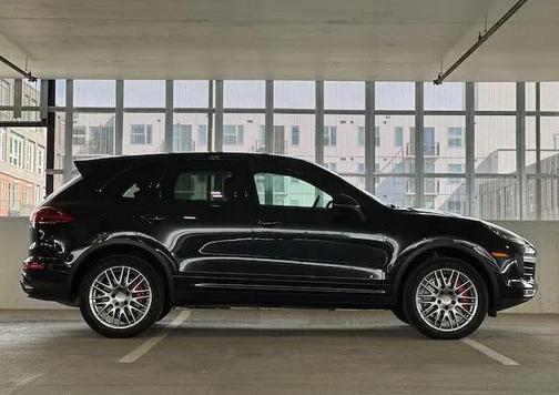 2015 Porsche Cayenne Turbo