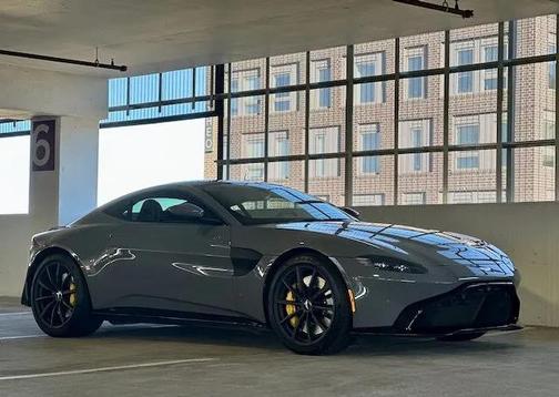 2019 Aston Martin Vantage 