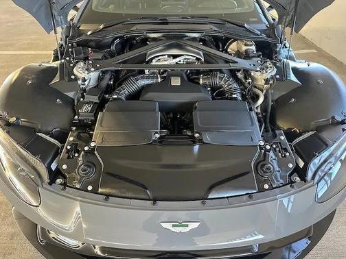 2019 Aston Martin Vantage 