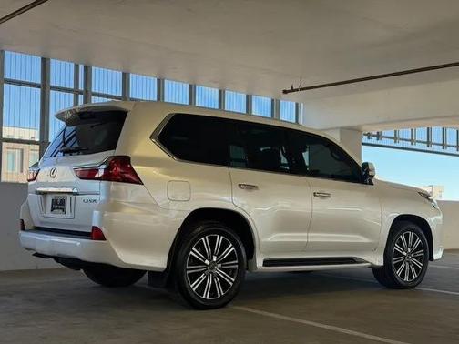 2019 Lexus LX 570 Base
