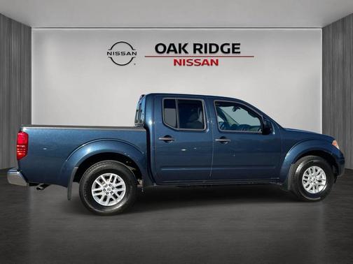 Arctic Blue Metallic 2019 Nissan Frontier SV