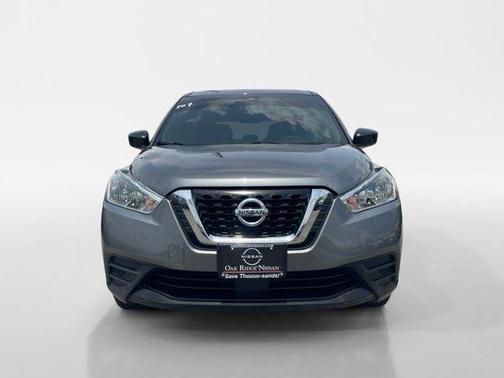 2020 Nissan Kicks S