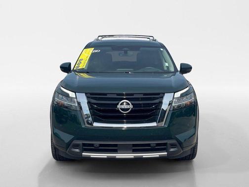 2024 Nissan Pathfinder Platinum 4WD