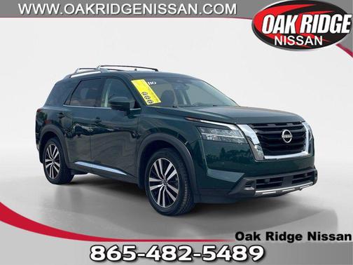 2024 Nissan Pathfinder Platinum 4WD