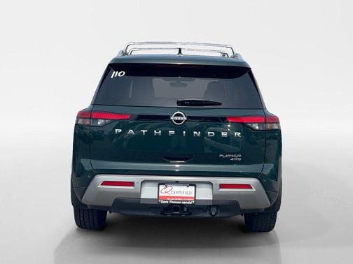 2024 Nissan Pathfinder Platinum 4WD