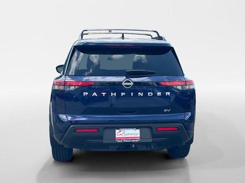 2024 Nissan Pathfinder SV FWD
