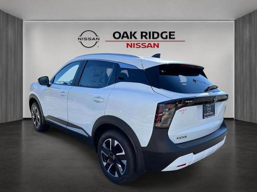 Fresh Powder 2027 Nissan Kicks SV
