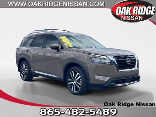 2024 Nissan Pathfinder Platinum 4WD