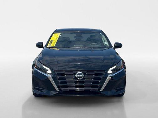 2025 Nissan Altima S FWD